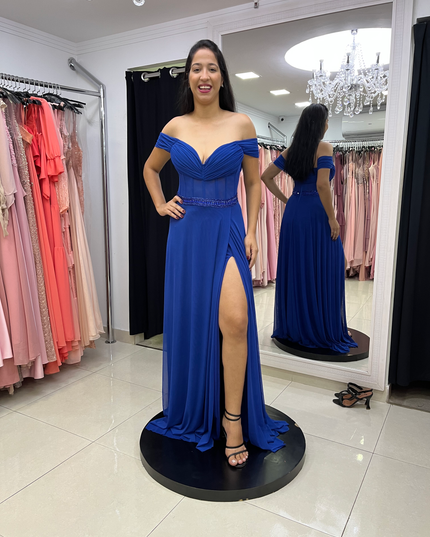 Azul royal ombro ombro