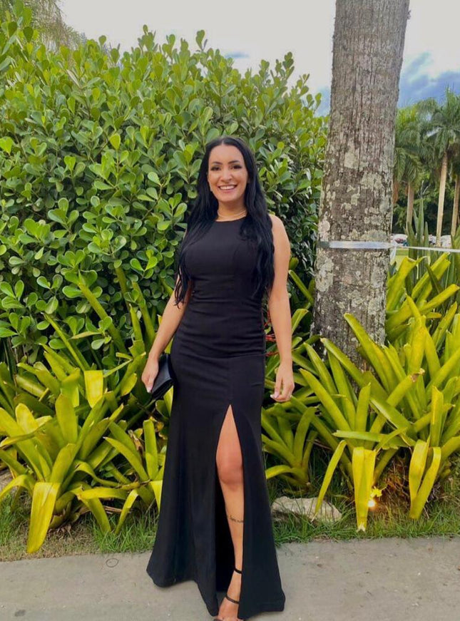 PRETO LISO THAYNA