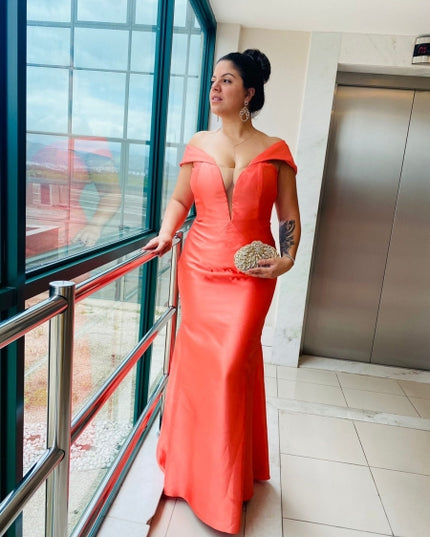 CORAL MENEZES